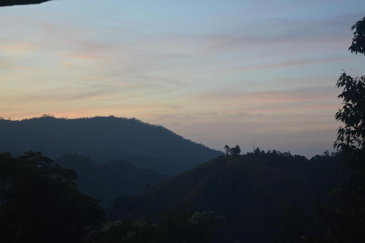 "Mount'N Mist" Apartment Ella Luaran gambar